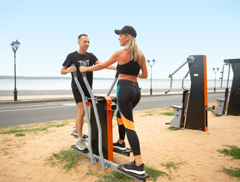 Уличные тренажеры. Как правильно заниматься в Волжском фото от компании ВИНКО. Интернет-магазин➥i-fun.ru